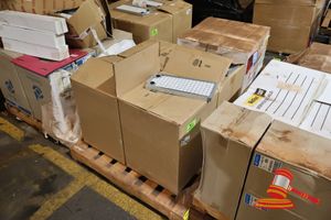 Assorted Filters And Industrial Parts, Approx 4 X Boxes, Includes: Fleetguard Fs1242 Fuel/Water Separator (Cummins 3355813), 4 X Baldwin Air Filters, 2 Cabin Filters, Approx; 46cm L X 20 Cm W (Poss Unused, Boxed, On A Pallet. (S44#4974672430/A), (Dr#1733)