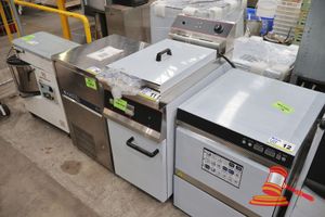 11 · ELECTRIC CATER COOK FLOOR FRYER 30LT (UNUSED)