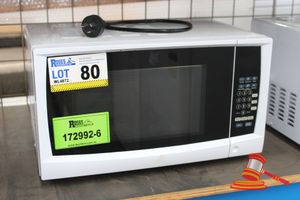 80 · 1 X ANKO MICROWAVE OVEN, MODEL: P70B20AP-ST,UNTESTED - USED
