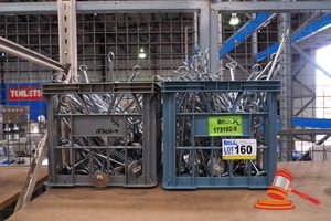 160 · 2 X CRATES OF STAINLESS STEEL TABLE NUMBER STANDS (HEIGHT 300MM) AND ASSORTED TABLE NUMBERS