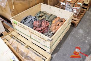 362 · APPROX 7 X LIFTING SLING, VARIOUS COLOURS, VARIOUS SIZES, IN TIMBER CRATE, APPROX; 1.1M W X 1.1M D X 530MM H (USED)