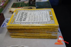 APPROX 10 X NATIONAL GEOGRAPHIC MAGAZINE, VINTAGE ISSUES, DATES RANGING FROM JUNE 1958 TO JULY 1964, INCLUDES: HAITI, NEW BRITAIN, ANTARCTICA, TEXAS, BURMA, WOLVES, AMERICAN MUSEUM, REDWOODS, NEW YORK CITY, WORLD'S TALLEST TREE, INDIA, IDAHO CRATERS, ROTT