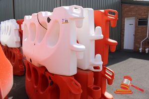 23 · 6 x Water Fill Barriers, Make: Alliance Mouldings, Model: Trafix2000, Approx Overall Dimensions: 2000mm x 900mm, including 2 x White and 4 x Orange