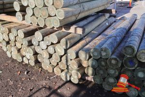 13 · 25 x 2.4M x 150-175 PINE STRAINERS