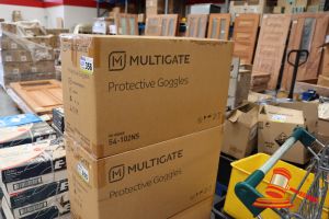 354 · BOX OF MULTIGATE PROTECTIVE GOGGLES