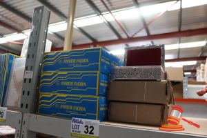 32 · BUNDLE WITH 6x JEWELLERY BOXES AND 9x BOXES OF INCENSE STICKS