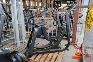 1 X Matrix Performance Trainer, Model: Spt, Approx 1.5m L X 500mm W X 1.5m H, Untested, On A Pallet