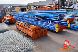 21 · Qty of Dex Pallet Racking 8 @ Dex Frames Assorted Lengths 56 @ 2591mm long x 100mm high beams