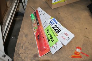 228 · BBQ/STOVE LIGHTER (3)