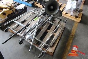 40 · 1 x PHILLIPS SPEAKER STAND WITH 4 x MEGA PHONES AND MOBILE STANDS