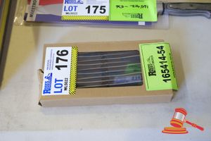 176 · STEAK KNIFE (SET OF 12)