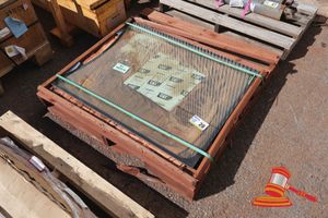 Caterpillar Glass Panel 1060 X 830mm