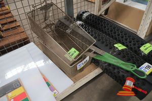 195 · 2X FRY BASKETS