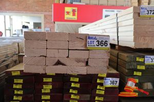 366 · 20x LENGTHS OF NON-STRUCTURAL, UNTREATED PINE TIMBER, APPROX 90 x 35mm x 3m
