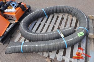 16 · 1 X TOTAL FLEX RHS4 INDUSTRIAL RUBBER HOSE , APPROX 2.4 M POLYETHER CONSTRUCTION, WP.3 BAR, MADE IN ITALY, ON A PALLET