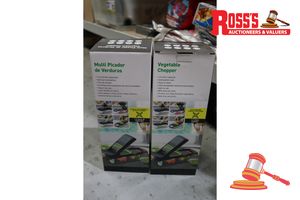 66 · 2x VEGETABLE CHOPPERS