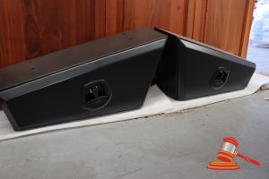 406 · PAIR OF TAPERED UNDER TRAY TOOL BOXES 750mm R&L, ALUMINIUM MATTE BLACK