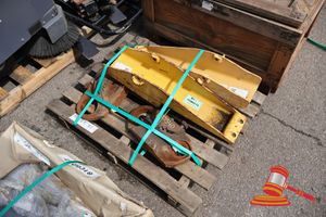 2 X Komatsu D115 Guards, P/N:17a-71-12442 N, 2 X Komatsu Chain Locks P/N: Unknown , On A Pallet