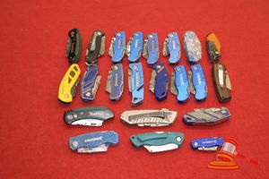 20 X Assorted Utility Knives
