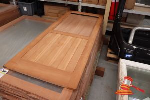 393 · TIMBER DOOR (NO GLASS), CODE: ED 89, 2040 x 820 x 25mm