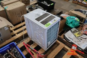22 · 1 X DIMPLEX WINDOW TYPE AIR CONDITIONER, MODEL: DCB07, SN:04000991, 2200W COOLING / 2050W HEATING, WITH REMOTE, UNTESTED (SOME MARKS,USED CONDITION)