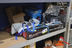 35 · ASSORTED WELDING EQUIPMENT, INCLUDES; WELDING FRAME, 1800 X 1800MM, 2 X SPOOLS OF WIRE ELECTRODE, WELDING SCREEN, JACKET, WELDING MASK, POSS UNUSED