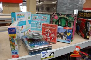 20 · BUNDLE OF TOYS INCLUDING: 1x WICKED PERFUME KIT, 1x PROPELLER ENGINE, 2x CASTORLAND PUZZLES, 1x CHINESE CHECKERS, 1x KILLER BUNNIES BOOSTER DECK, YO-YO, 1x MERMAID BEACH BALL, ALL UNOPENED