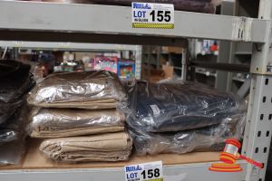 BUNDLE OF JEANS SIZE: 8