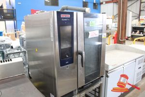 102 · RATIONAL ICOMBI PRO, MODEL# LM100DE.AXXXX, 415V, 20.5KW, S/N#E11SJ20052828084, ON A STAND, KNOB MISSING, COMES WITH 2 TRAYS APPROX DIMENSIONS L1700mm x D800mm x W900, HARD WIRED (UNTESTED) - USED