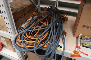 29 · 3x ASSORTED EXTENSION LEADS, UNTESTED