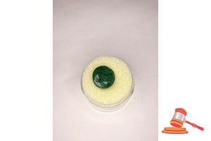 29 · EMERALD, ROUND CUT, 6.6 CTS