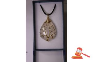 90 · ROSE QUARTZ PENDANT