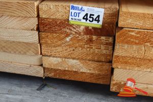 454 · 6x LENGTHS OF STRUCTURAL MGP 10, UNTREATED PINE TIMBER, APPROX 240 x 45mm x 2.4m