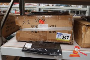 347 · BOX OF BLACK APRONS WITH POCKETS