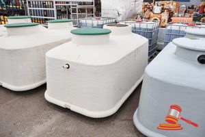 AERO CELL SEPTIC TANK, DUAL CHAMBER, INLET/OUTLET MARKED, GREEN LID, APPROX 2.4M W X 1.5M X 1.4M H,MISSING A LID, POSS UNUSED, SOME MARKS