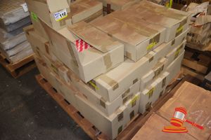 Approx 30 X Bhppkdj120-5 Toyota Service Kits, That Include; 12mm Gaskets, Oil Filters, Air Filters And Fuel Filters, On A Pallet