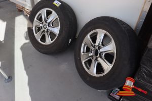 2x Bridgestone Toyota Landcruiser/Prado 18 Inch Tyres, 265/65