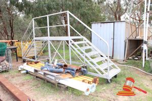 25 · ALUMINIUM MOBILE INSPECTION PLATFORM WITH HANDRAIL. APPROX 5.5M X 900 X H1400MM