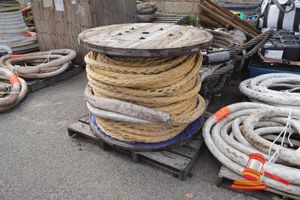 16 · 1 X REEL, DYNEEMA MOORING ROPE