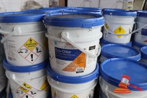 408 · 2x TUBS OF ECO-CHLOR DRY CHLORINE TABLET BACTERICIDE (GRANULAR), 10kg PER TUB