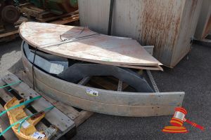 4 X Steel Platform Structure, Curved, With Perforated Grating, (Weathered / Some Rust), Approx; 1.4m L , On A Pallet