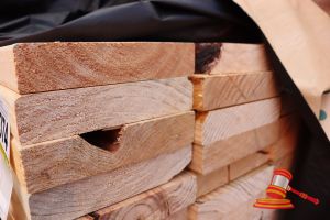 12x Lengths Of Non-Structural, Untreated Pine Timber, Approx 170 X 35mm X 3.6m