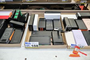 108 · 10 X PORTABLE POWER BANKS, VARIOUS BRANDS AND POWER . INCLUDING: CYGNETT, ROMOSS. UNTESTED (SOME MARKS)