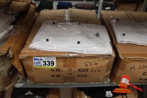 25x White Short Sleeve Chefs Jackets, Size: 2xl