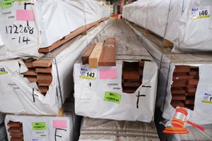 Pack Of Jarrah, Skip Dressed, 100 X 25, Feature 407lm, 1.018 M3, Random Length, Pack# 320028824, Transport Dims- 5.7 Mt X H 450 X W 480.