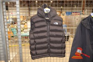 101 · NORTH FACE NUPTSE PUFFER VEST - SIZE XL. BLACK. USED