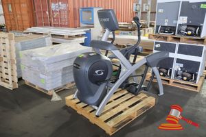 32 · 1 X CYBEX ARC TRAINER, MODEL: 750AT, SN:D1008750AT90004N14, APPROX 1.8M L X 95CM W X 1.4M H (UNTESTED), ON A PALLET