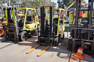 19 · 2018 Hyster H2.OXTS Forklift, Yellow Reg #: 1GOA540 lic to: 23/05/2027 ODO: Hrs not sighted Eng #: K21256599X VIN: D475R02078S Features: 2 Tonne Capacity, LPG Key # 38 (WP#4955) Condition: Gas Bottle Not included, Panel: FAIR, Paint: FAIR, Tyres: GOOD, Upholstery: FAIR, Floor: FAIR Overall Condition: GOOD