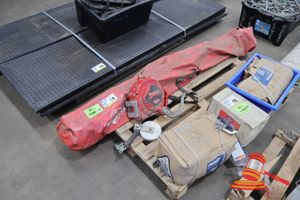 Protecta Rebel 3 Way Self Retracting Lifeline, 15m, Sn:0000833, 140kg Max, With Tripod Frame In Bag (Used)