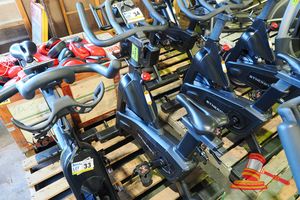 34 · SYNERGY SPIN BIKE, BLACK/GREY, (SOME MARKS / UNTESTED)
